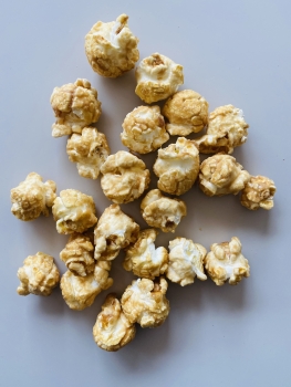Gourmet Popcorn: "Hüftgold" mit Karamell-Meersalz -handgemacht-